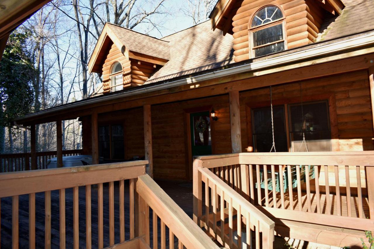 Cabin Fever Villa Gatlinburg Bagian luar foto